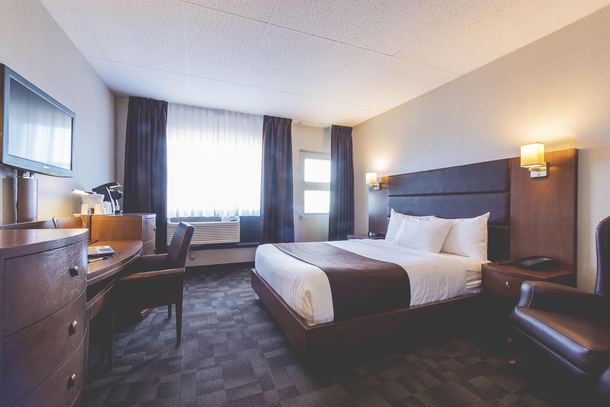 Hotel Continental Centre-Ville Вал-д'Ор Екстериор снимка