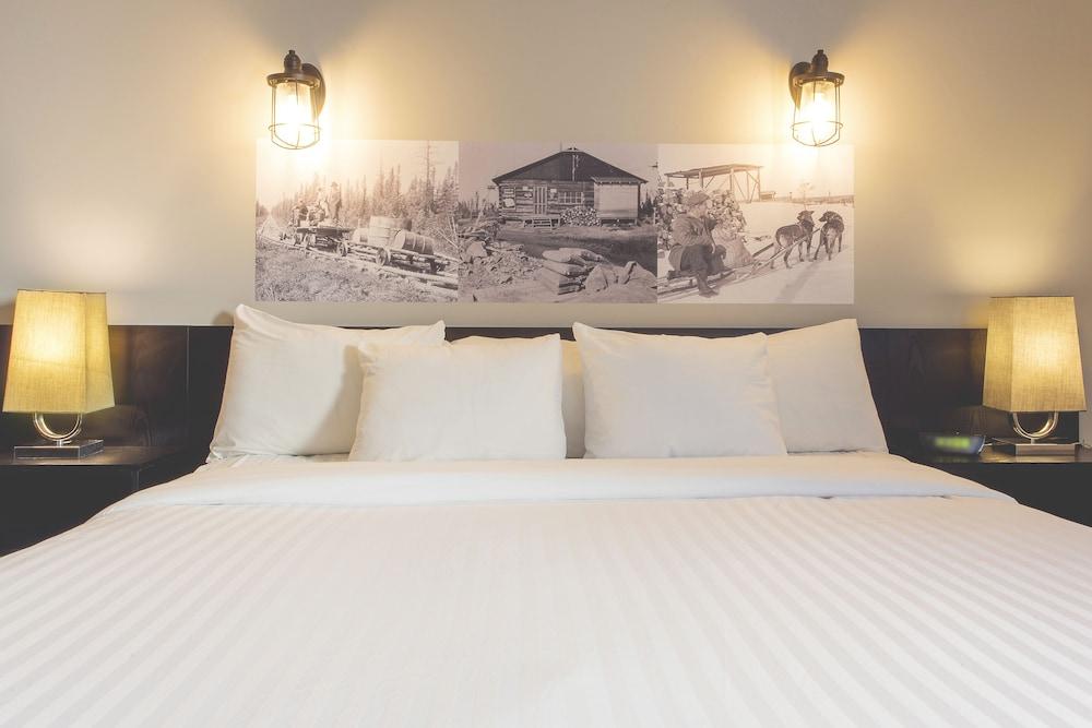 Hotel Continental Centre-Ville Вал-д'Ор Екстериор снимка