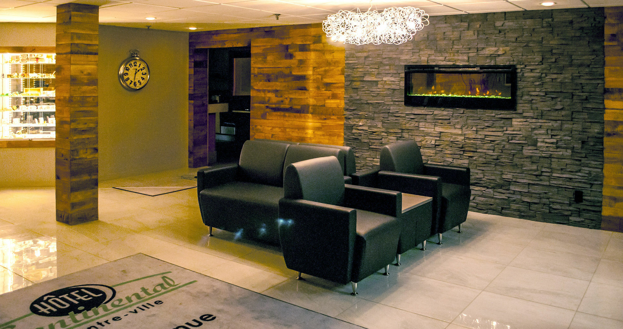 Hotel Continental Centre-Ville Вал-д'Ор Екстериор снимка